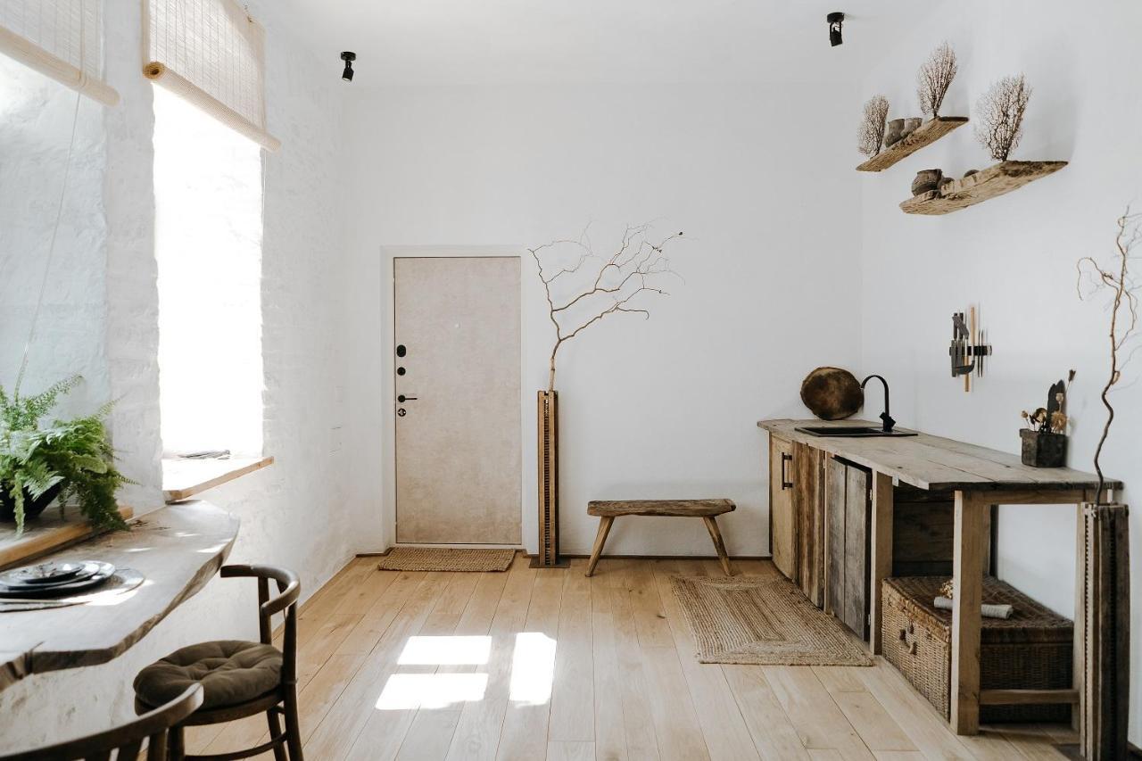 N O C T U R N E Apartment คาเมียเนตส์-โปดิลสกี ภายนอก รูปภาพ